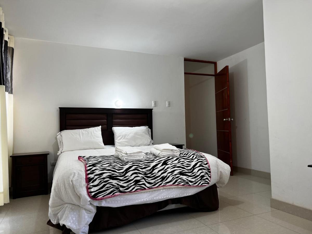 Hostal Santa Rosa Caraz Екстер'єр фото