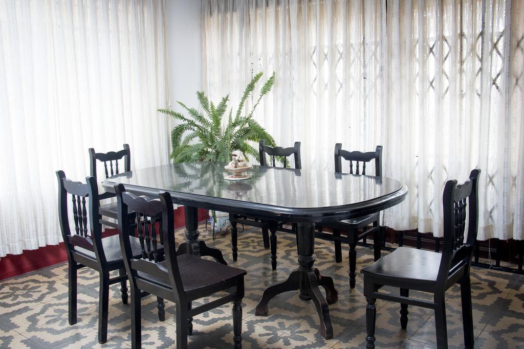 Hostal Santa Rosa Caraz Екстер'єр фото